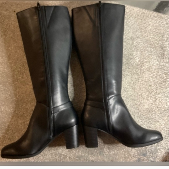 Gianni Bernini Wide Zip-up Boots, NWOB - Picture 4 of 4